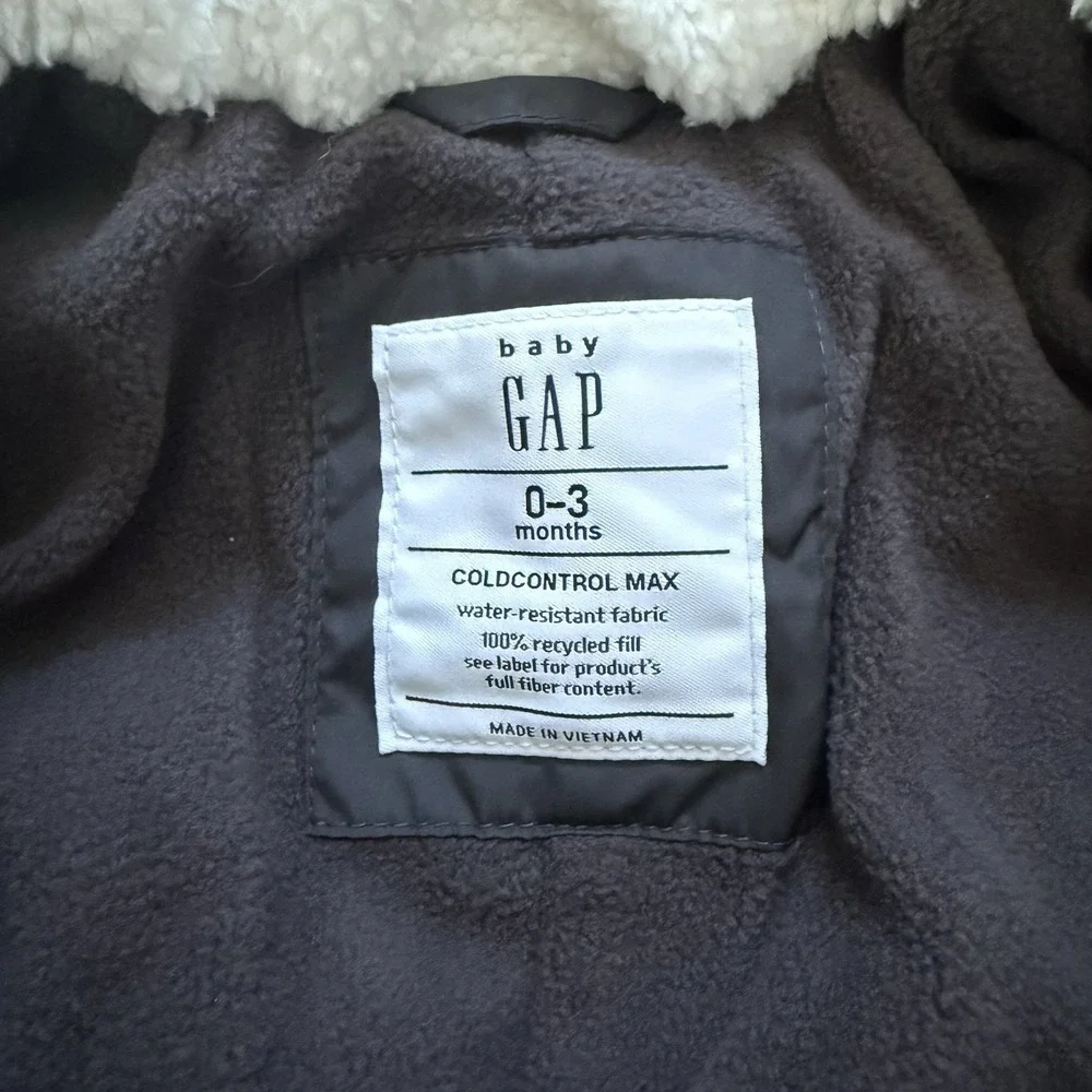 Baby Gap ColdControl Max Snowsuit 0-3 Months Soft Black EUC Bunting One Piece